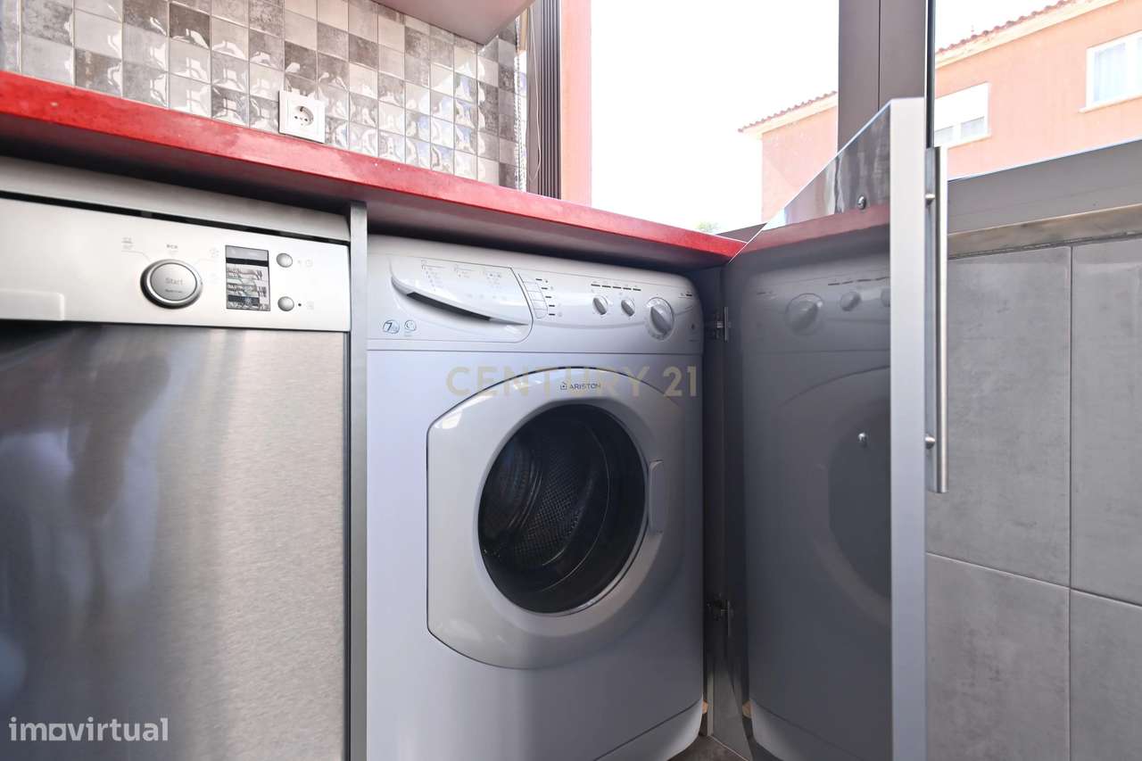 Apartamento T2 para venda em Mem Martins-16