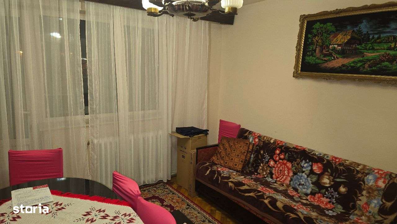 Vand apartament cu 3 camere decomandat in Deva, George Enescu etaj 1 - Imagine principală: 3/14