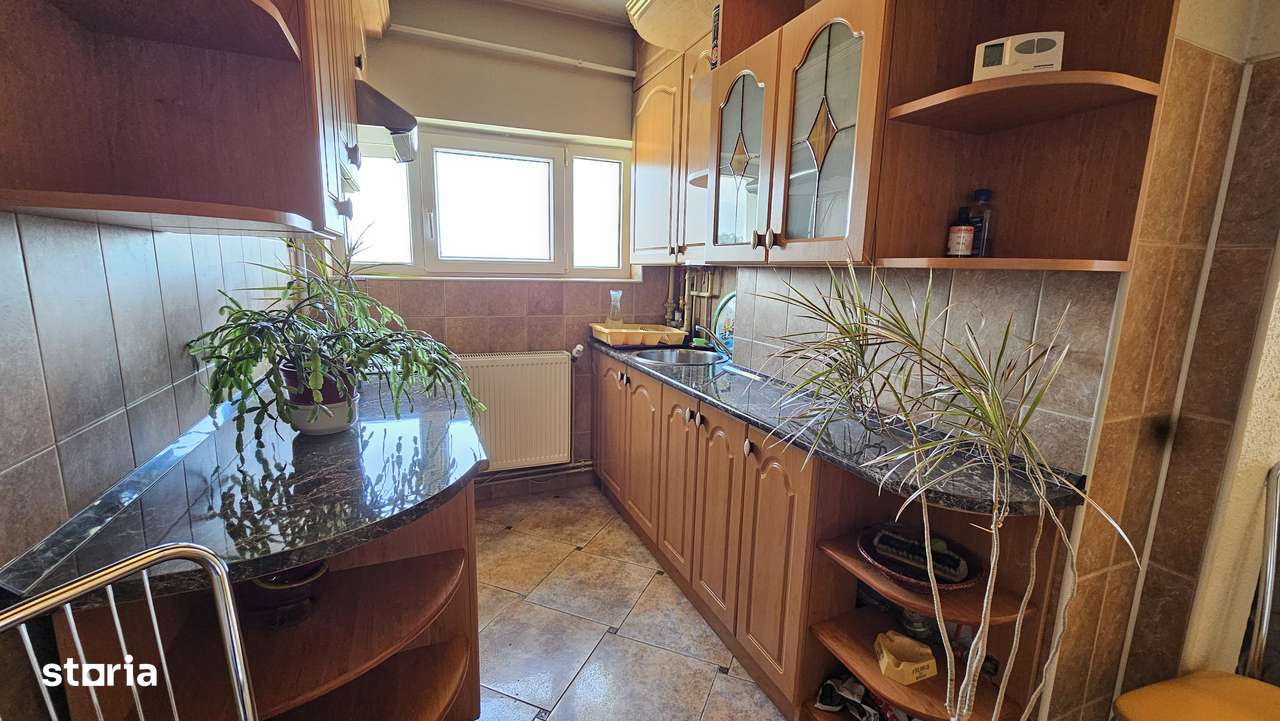 Apartament 2 camere, Semicentral/Poli 2, izolat - Imagine principală: 5/9