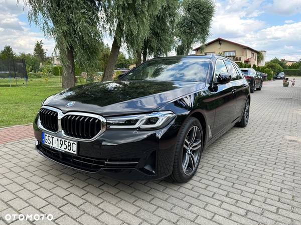 BMW Seria 5 520d Touring - 2