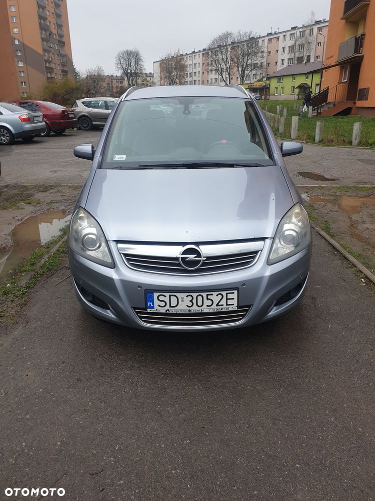 Opel Zafira 1.8 Essentia