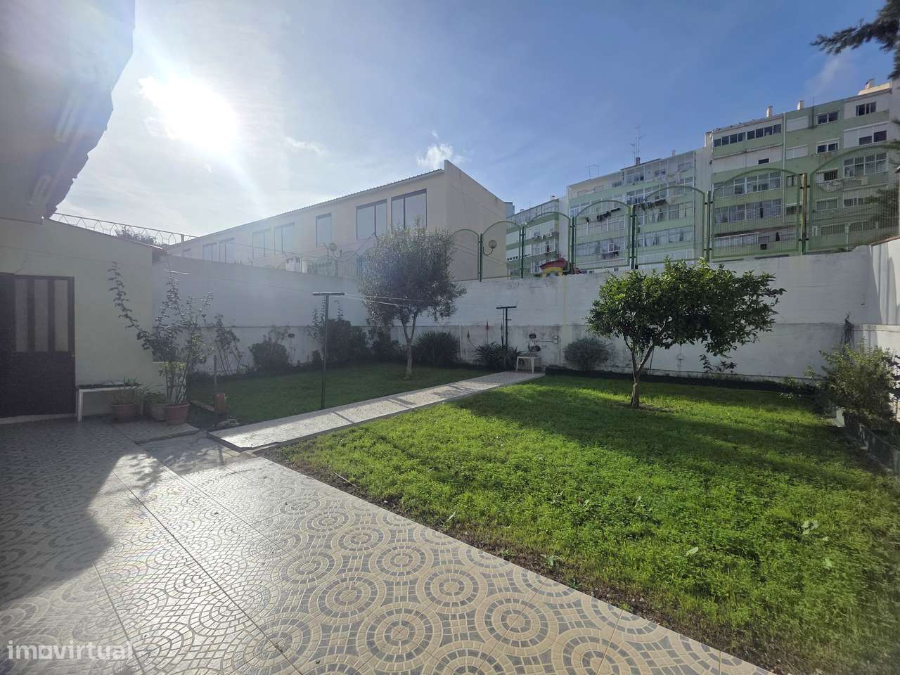 Moradia Isolada T4 com Jardim-53