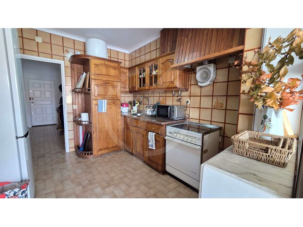 Apartamento T2 com terraço na primeira linha da praia em Aver-o-Mar.-13