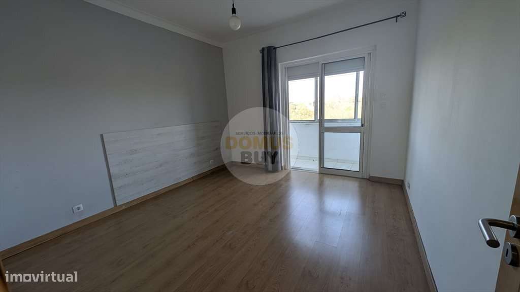 Apartamento T3 | 1º andar | churrasqueira | 2 wcs - Seixal-5