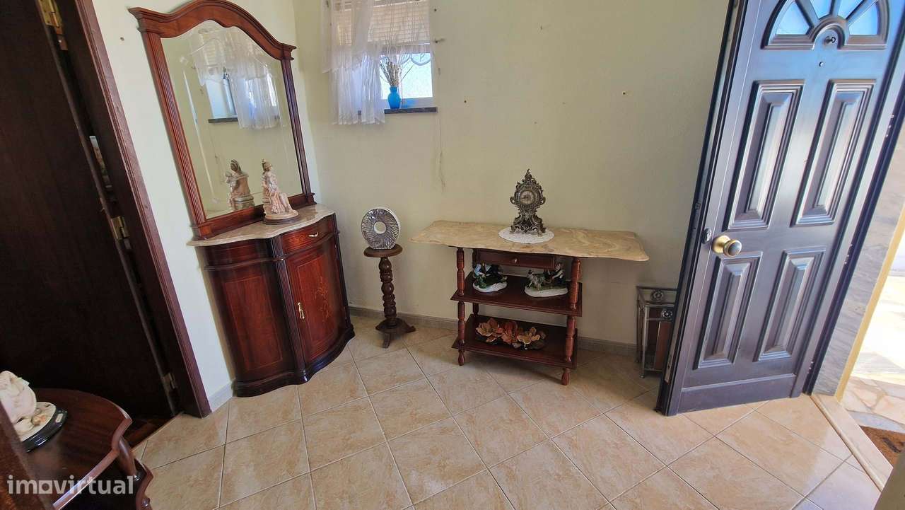 Moradia no Algarve a curta distancia a pé do comercio local em Algoz-6