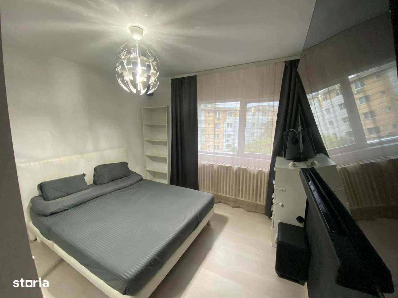 Apartament 3 camere de vanzare, Podu Ros-1