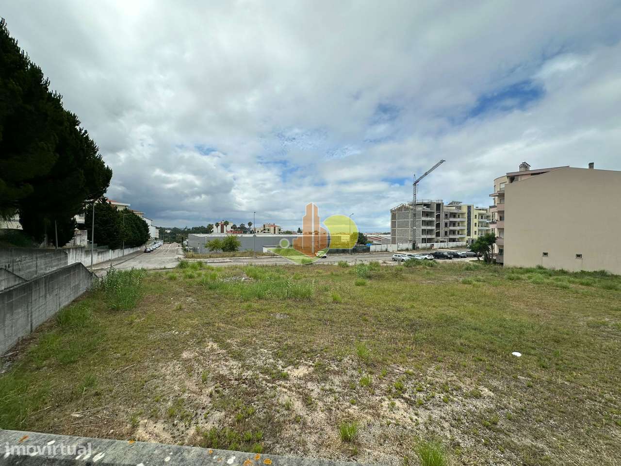 Terreno para construção com 2.024m2 - Grande imagem: 4/10