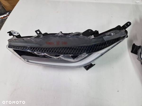 Toyota Yaris IV - lampa FULL LED - 2