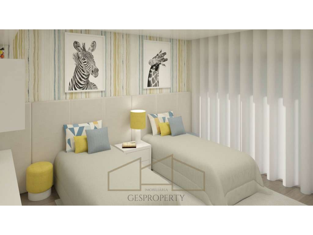 Moradia T4 em Fernão Ferro-35