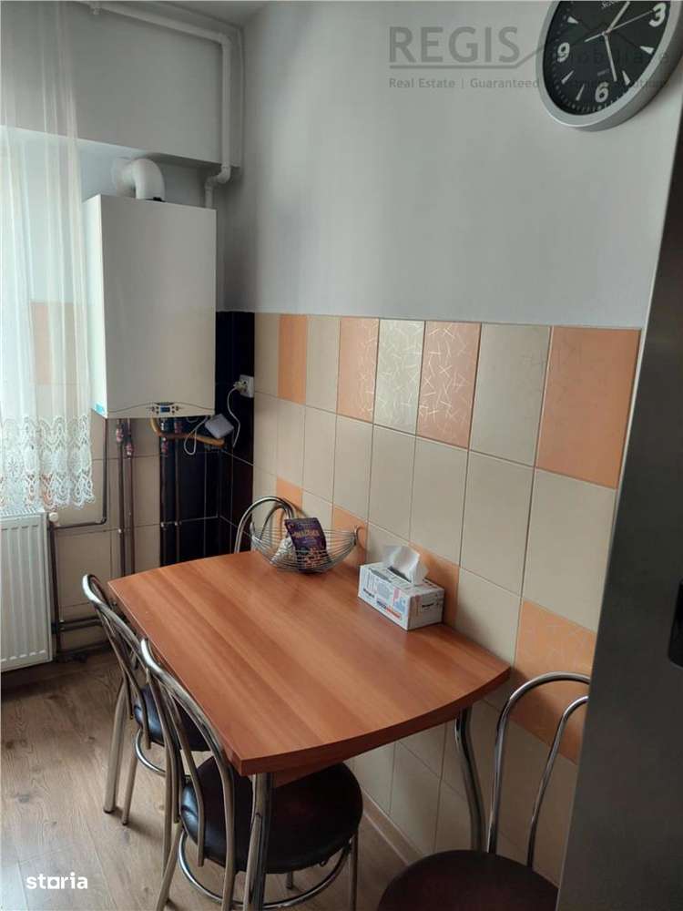 Apartament cu 2 camere, zona Noua - Imagine principală: 3/7