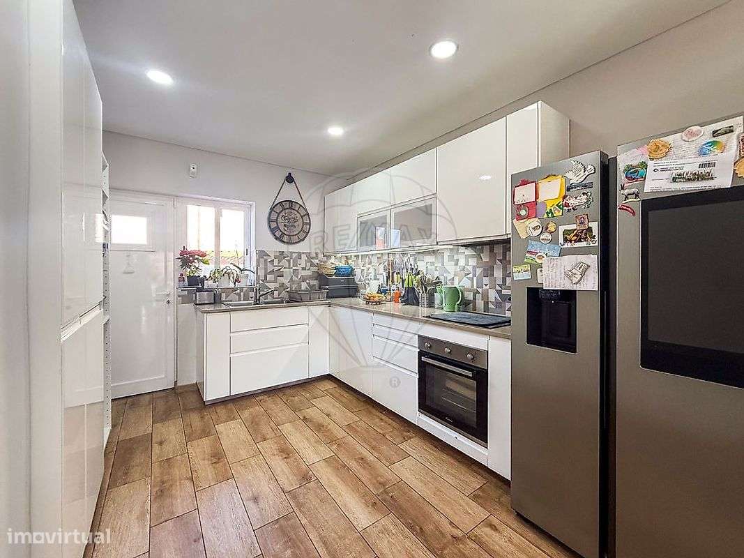 Moradia T4 para venda-5