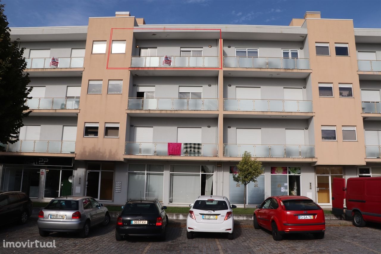 Apartamento T2 Venda em Lustosa e Barrosas (Santo Estêvão),Lousada