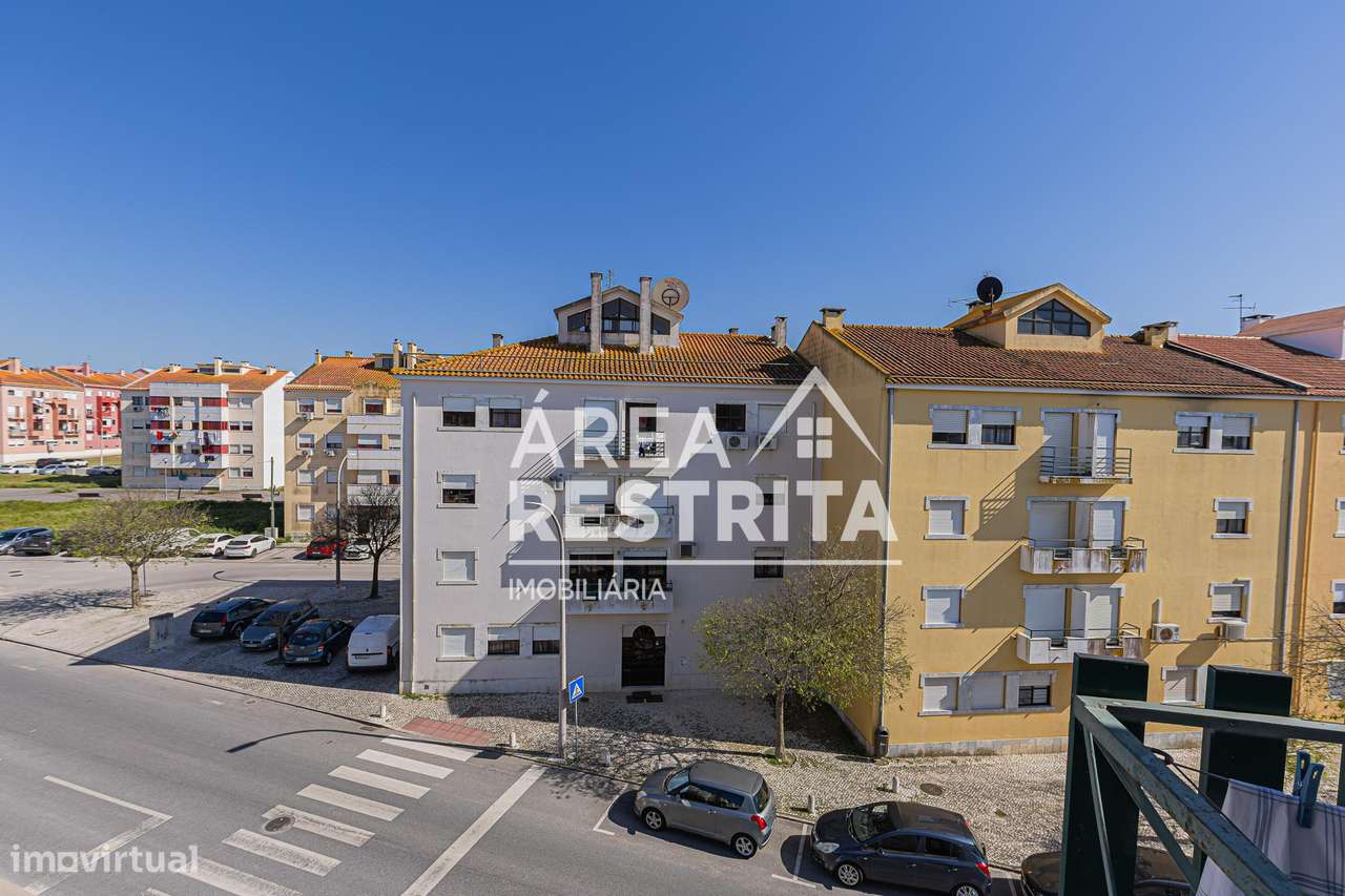 Apartamento T3 na Moita-40