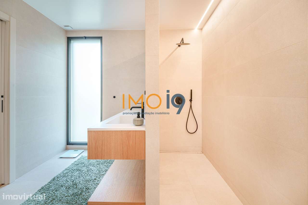 Moradia T4 com Vista Panorâmica em Fátima-31