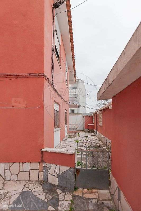 Moradia T8 para venda-42