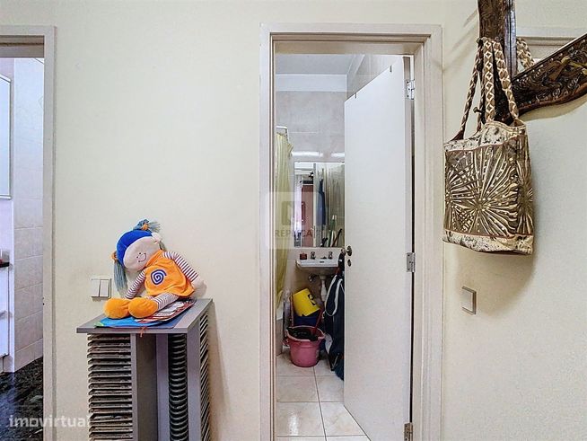 Apartamento T4 com Varandas - Casa da Música, Porto-8