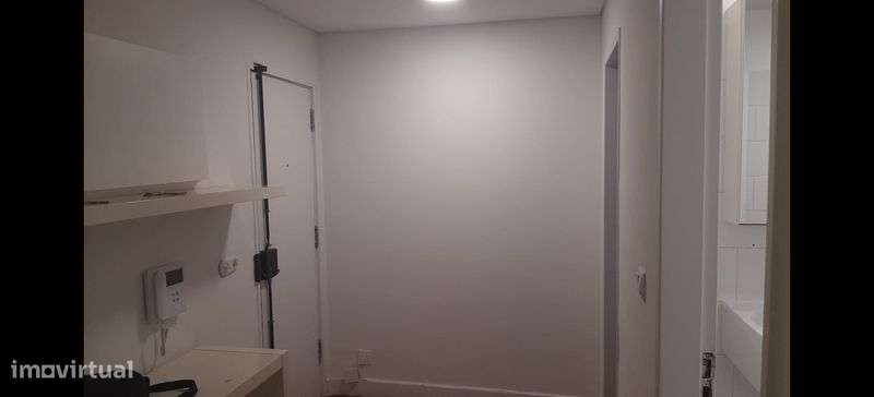 Alugo T2 Almada mobilado - Grande imagem: 5/6