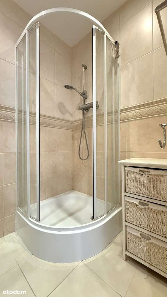 Na sprzedaż 3 pokojowe mieszkanie w Kołobrzegu-16