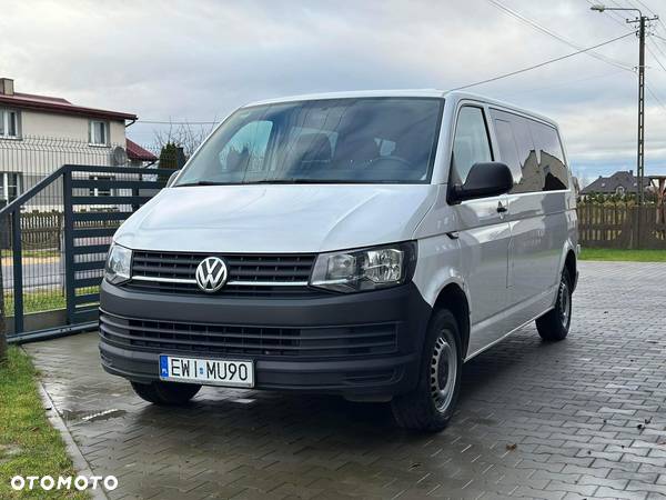 Volkswagen Transporter - 1