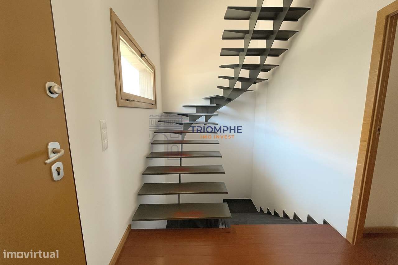 Moradia Contemporânea T4 Odivelas - Grande imagem: 5/17