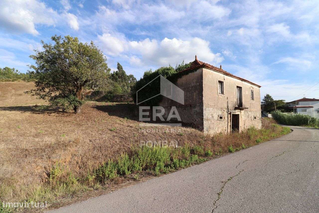 Moradia T3 localizada em Vila Cã, Pombal-12