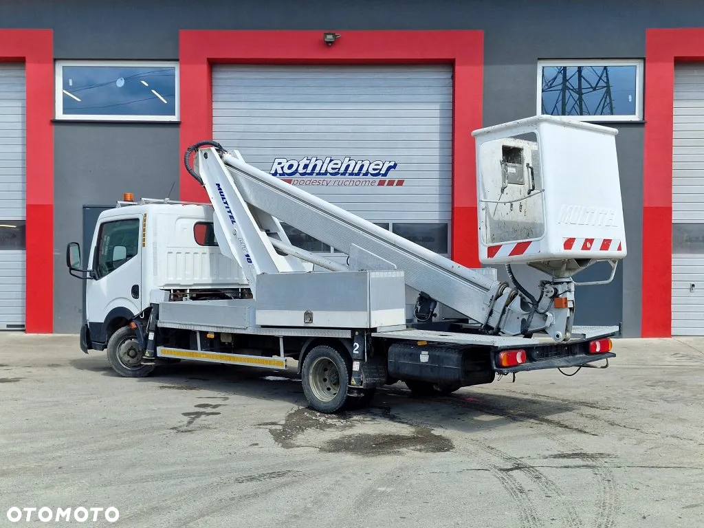 Nissan Cabstar - 2