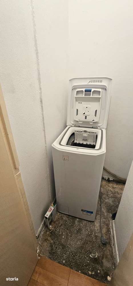 330euro/luna, zona Piata Unirii, apartament 1 camera cu loc parcare - Imagine principală: 4/9