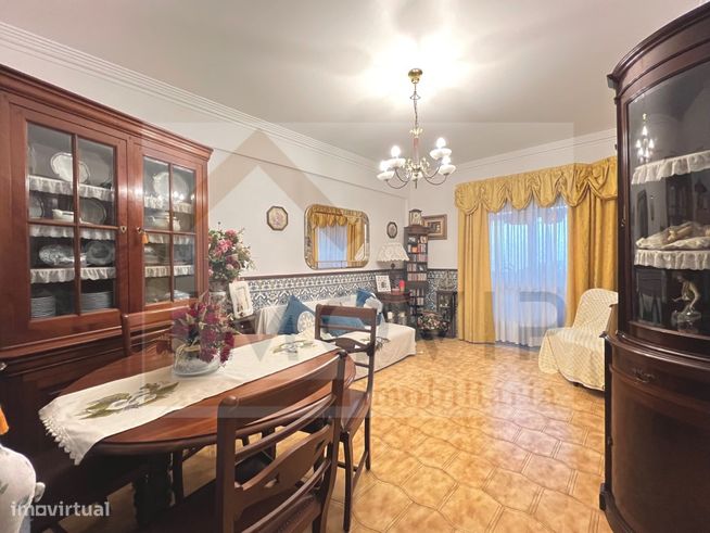 Apartamento T3 nos Quatro Caminhos-4