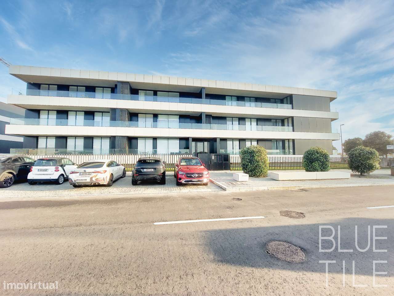 Apartamento T3 – último piso, garagem fechada, primeira linha de praia-44