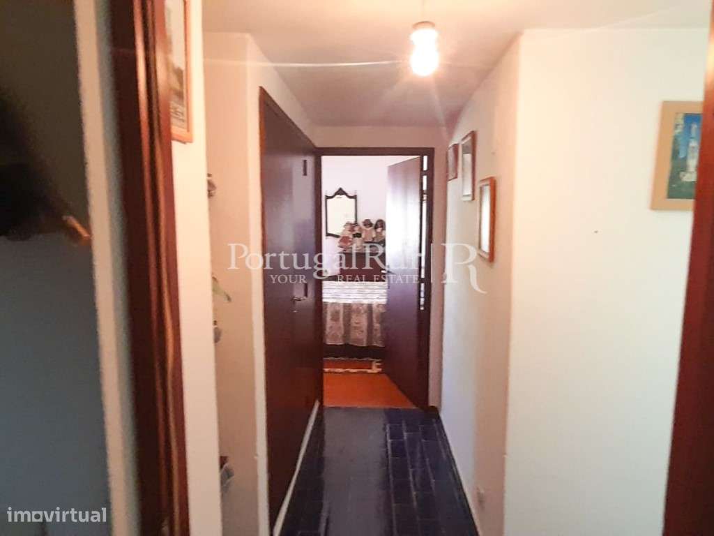 Moradia T4 com terraço em zona residencial de Évora-9