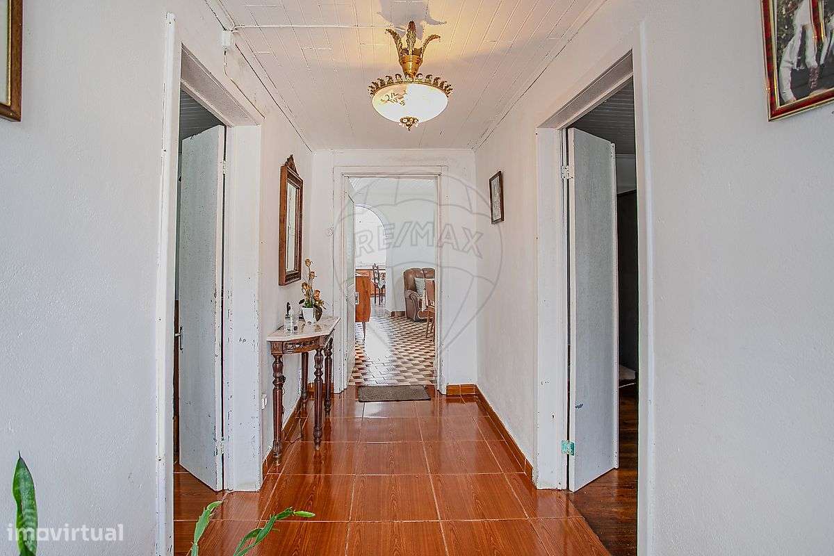 Moradia T2 para venda-9