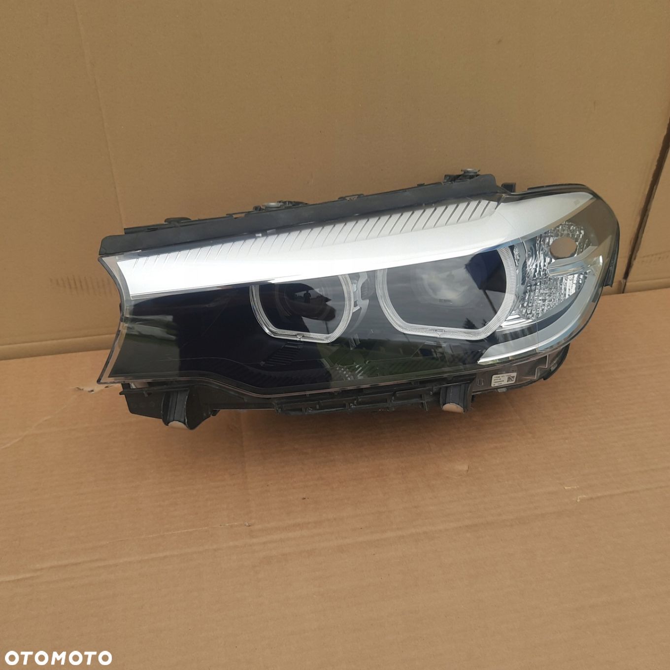 LAMPA PRZÓD LEWA BMW 5 G30 G31 FULL LED - 1