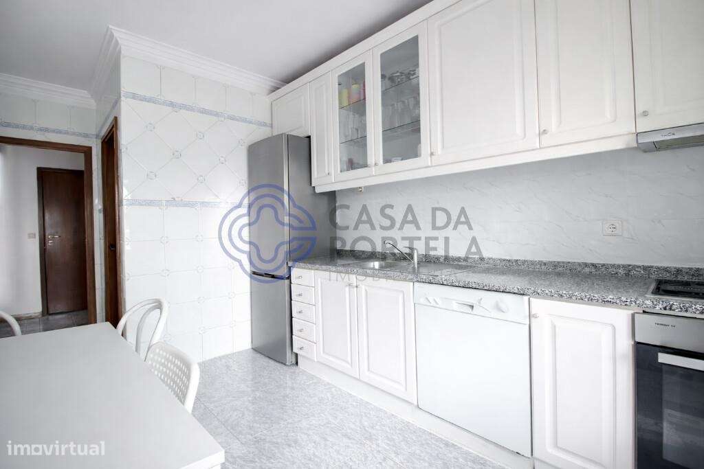 Apartamento T2 com Lugar de Garagem | Folgosa – Maia-4