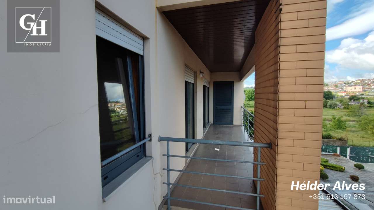 Apartamento T2 em Calendário com garagem fechada-23