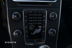 Volvo V60 D3 Drive-E Kinetic - 24