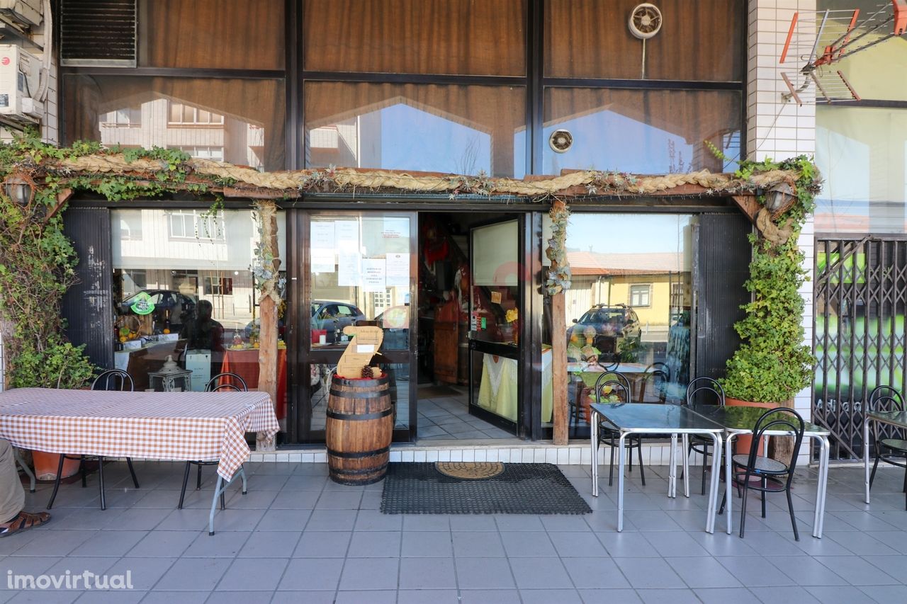 Trespasse de restaurante no centro de Santo Tirso