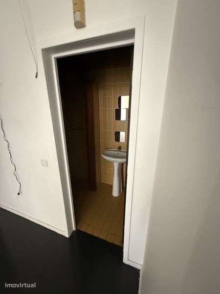 Alugo loja Arrifana - Grande imagem: 4/7