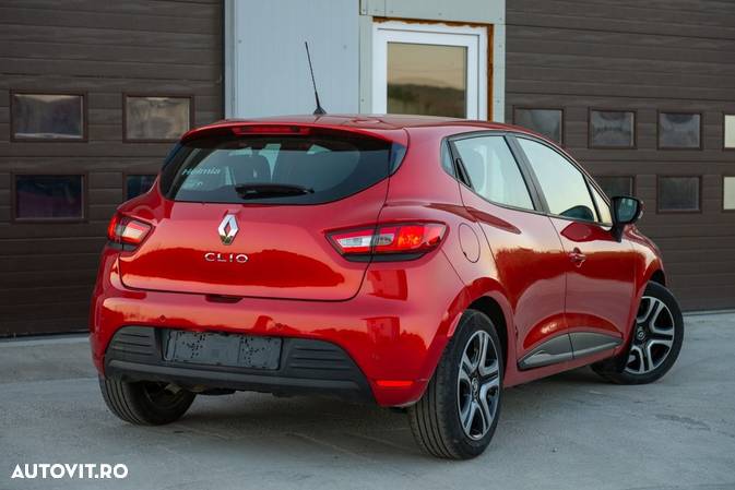 Renault Clio (Energy) TCe 90 Start & Stop LIMITED - 11