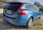 Volvo V60 1.6 D2 Summum Eco Powershift - 4