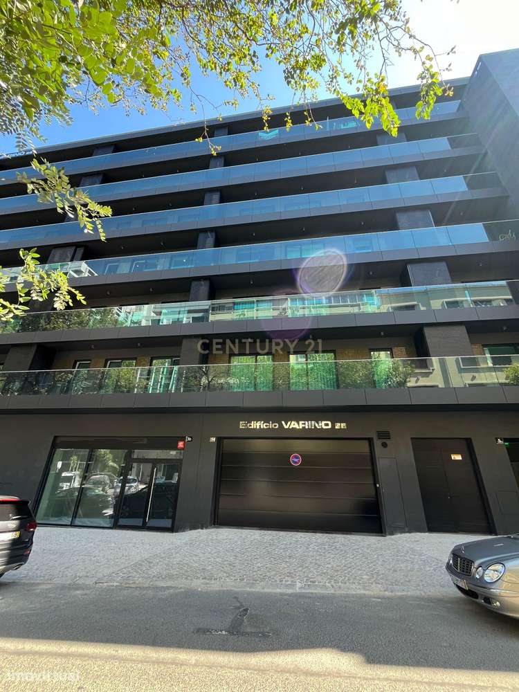 Apartamento novo com 2 quartos, com varandas, garagem e arrecadação - Grande imagem: 3/20