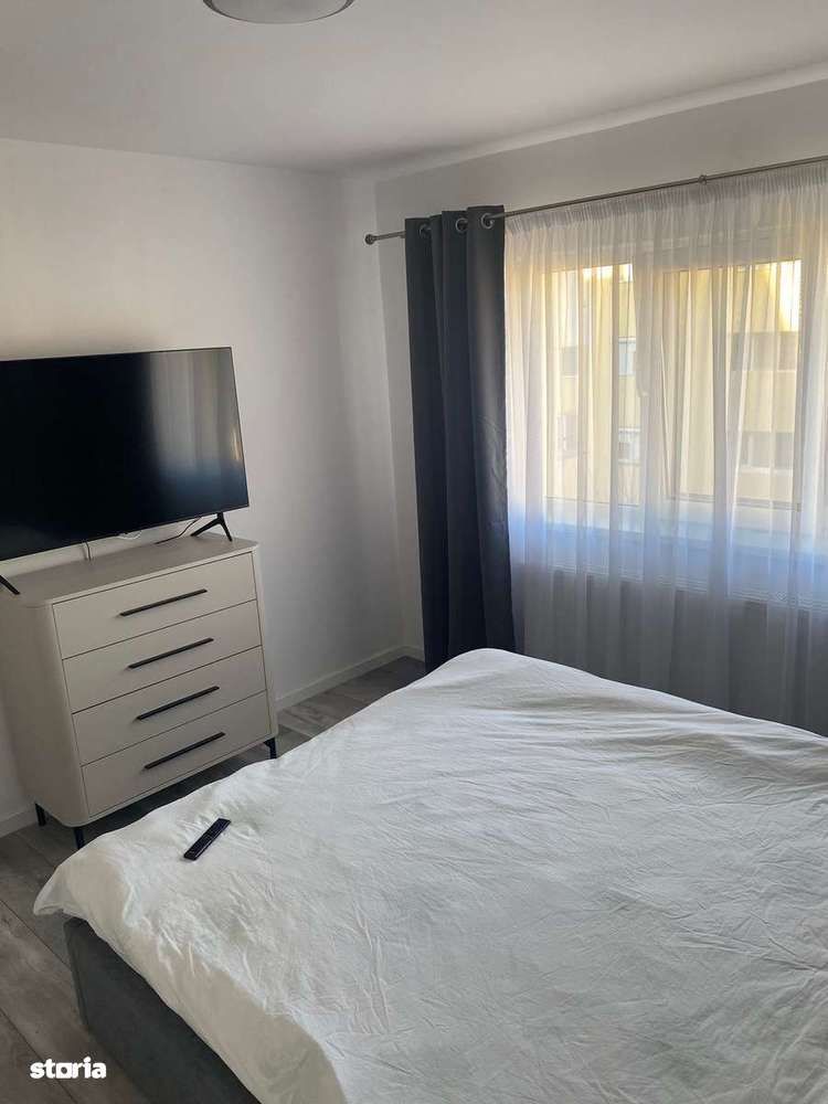 Apartament 2 camere, ultrafinisat, mobilat  -Bradet -garaj sub bloc-6