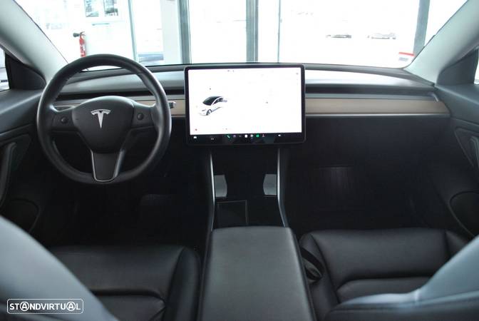 Tesla Model 3 Performance Dual Motor AWD - 24