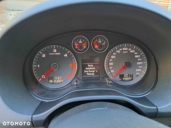 Audi A3 2.0 TDI DPF Ambition - 7