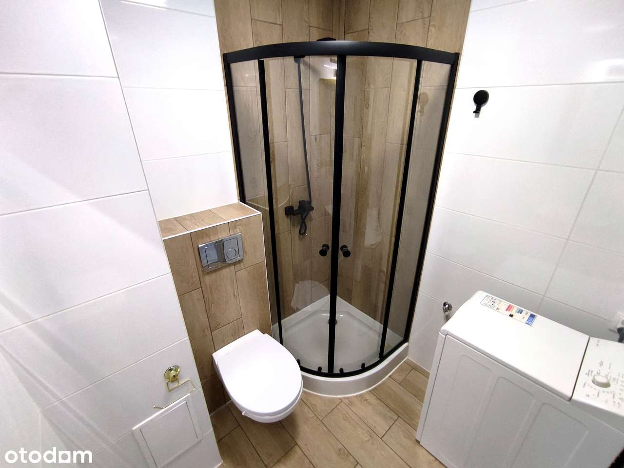 Wynajęta kawalerka - pracujące mieszkanie z najemcą - Pełny obrazek: 3/9