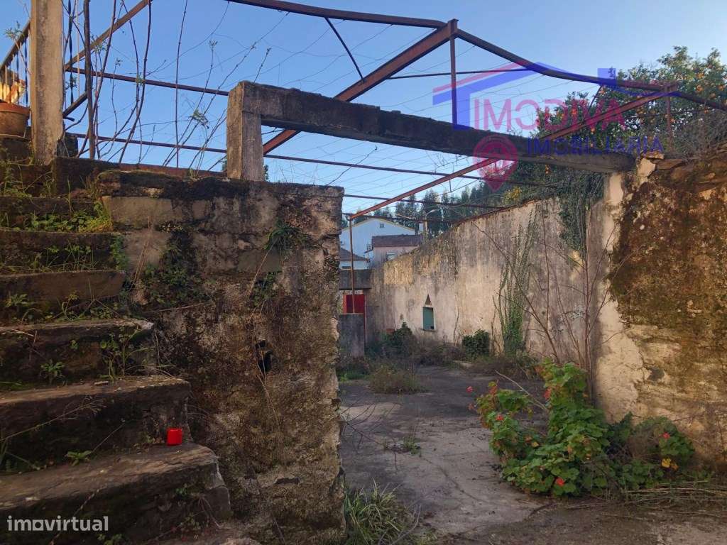 CASA SENHORIAL E TERRENO, CASTANHEIRA DE PERA-38