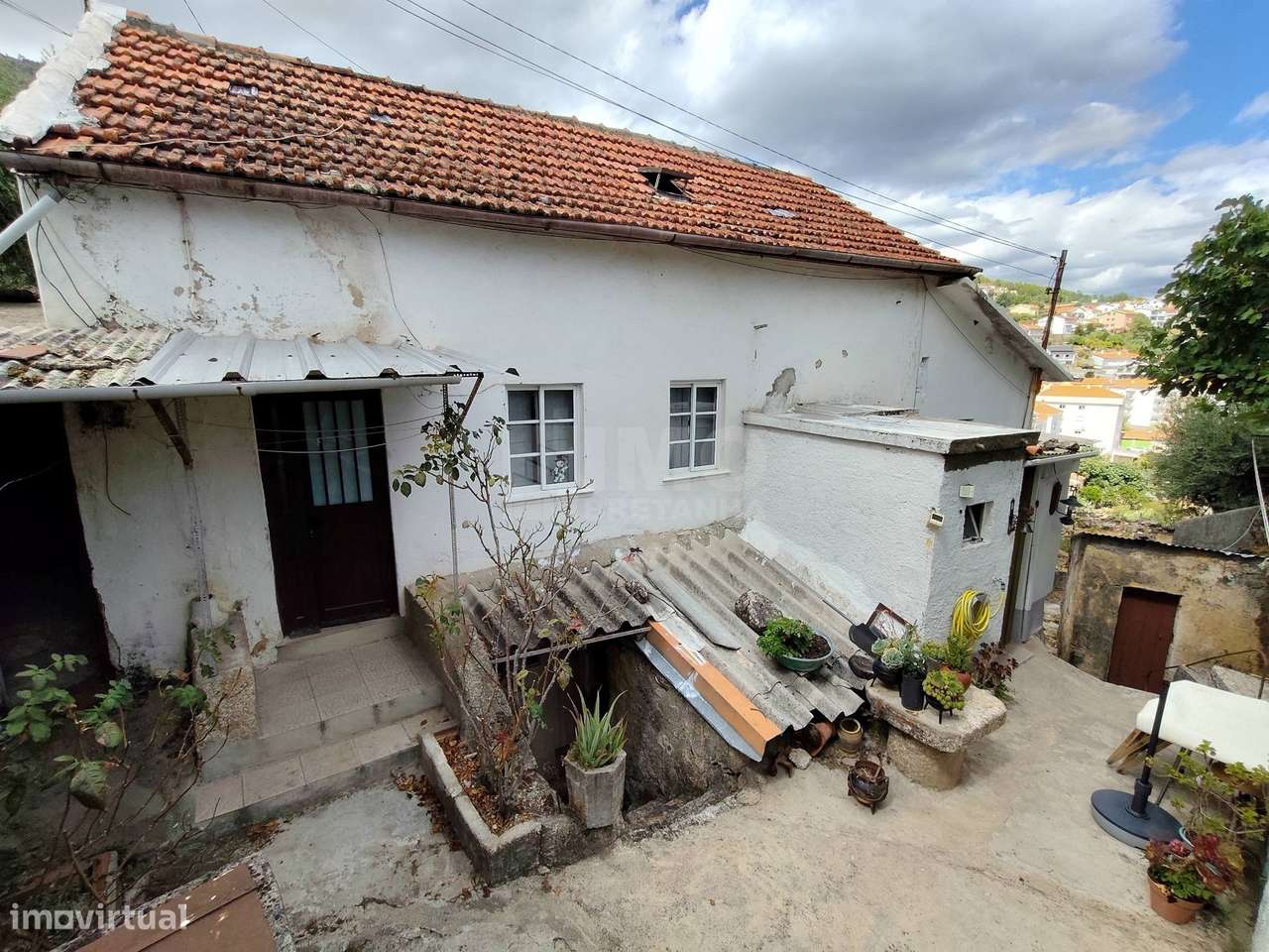 Edifício com 3 Apartamentos T2 | Investimento | Cantar Galo – Covilhã-21