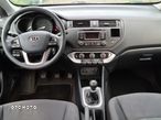 Kia Rio - 8