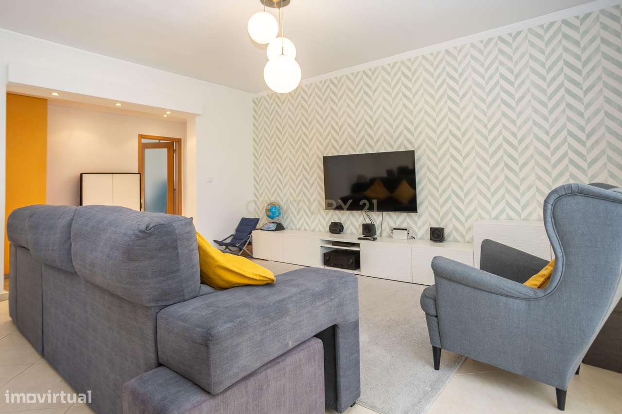 Montijo - Apartamento T3 c/Estacionamento e Varandas - Grande imagem: 4/38