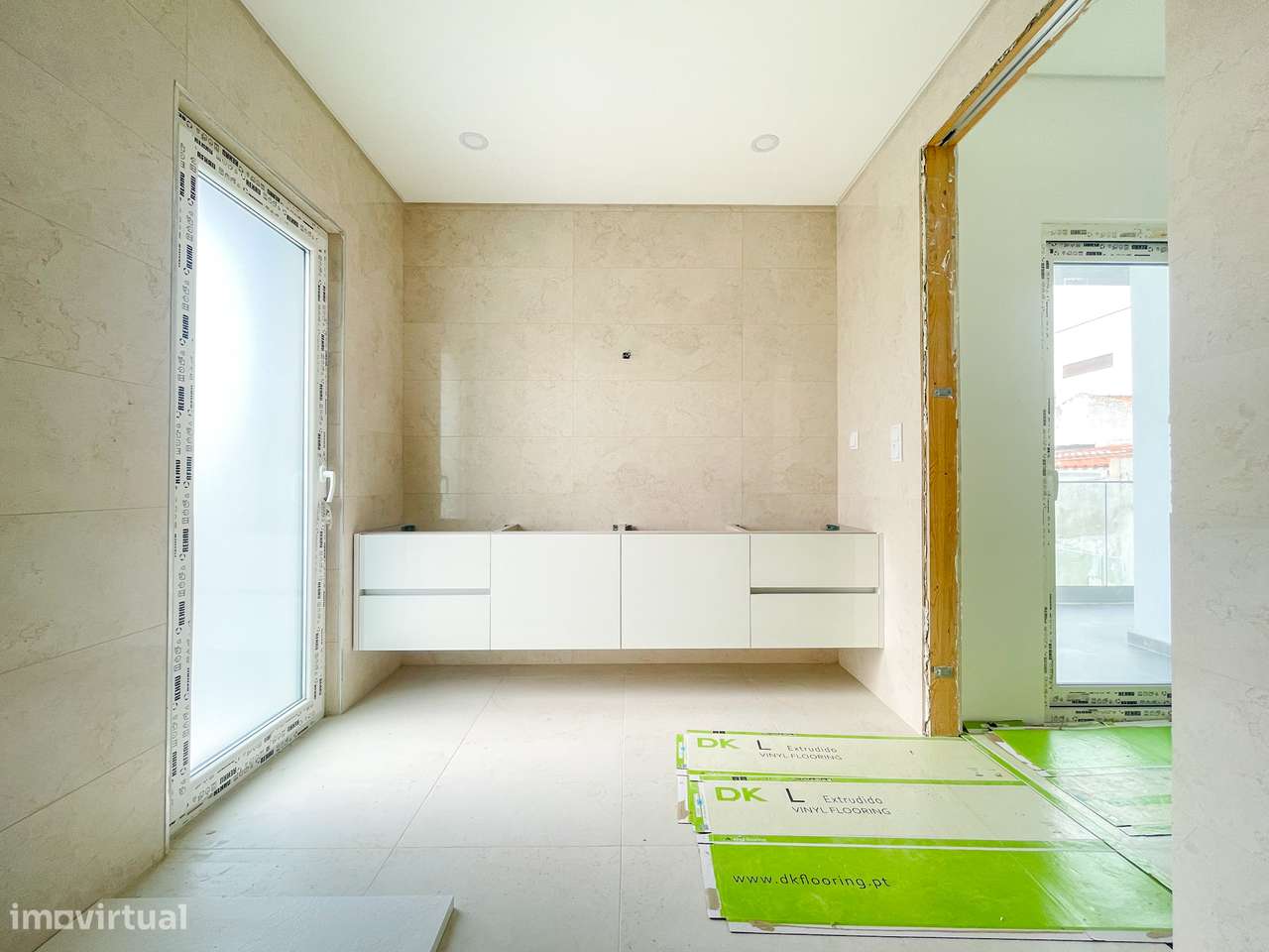 Moradia T4 com Piscina - Santa Iria de Azoia (Bairro da Salvação)-40