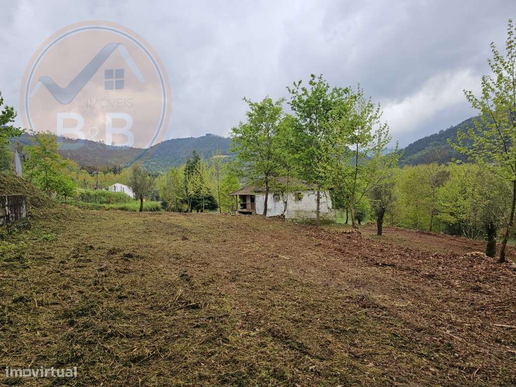 Quinta junto ao rio e área de lazer de Santa Senhorinha de Basto, C...-19